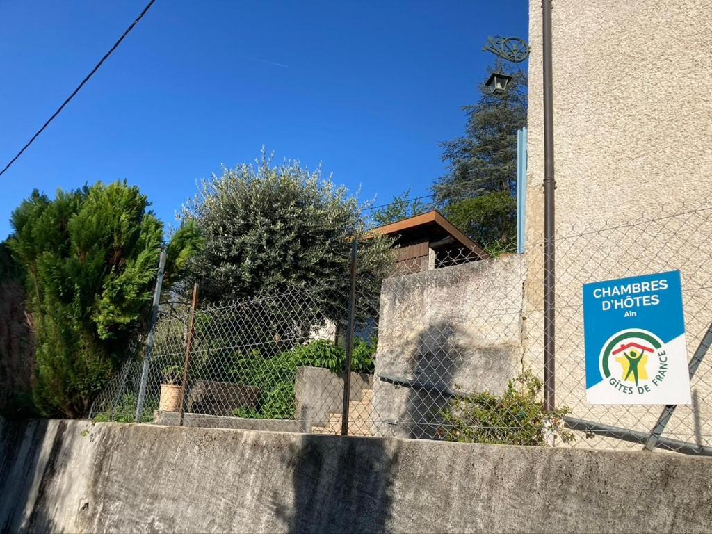 벨리 Sous Le Bon Toit B&B 외부 사진