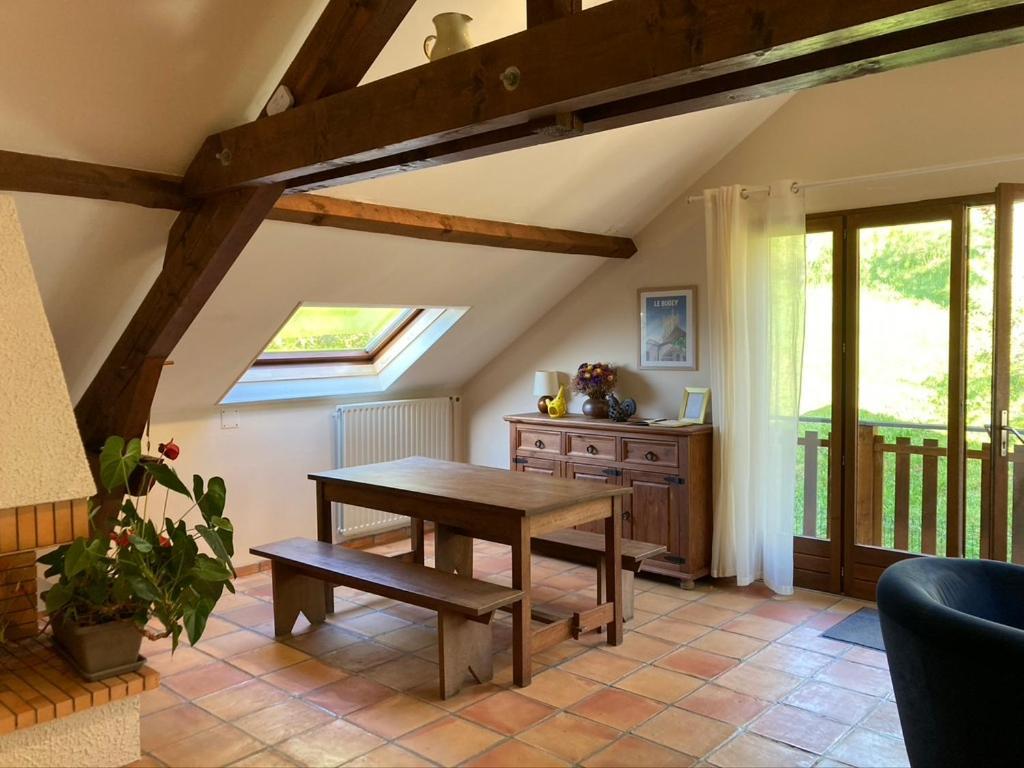 벨리 Sous Le Bon Toit B&B 외부 사진