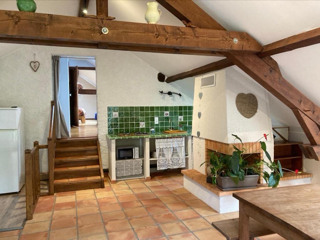 벨리 Sous Le Bon Toit B&B 외부 사진